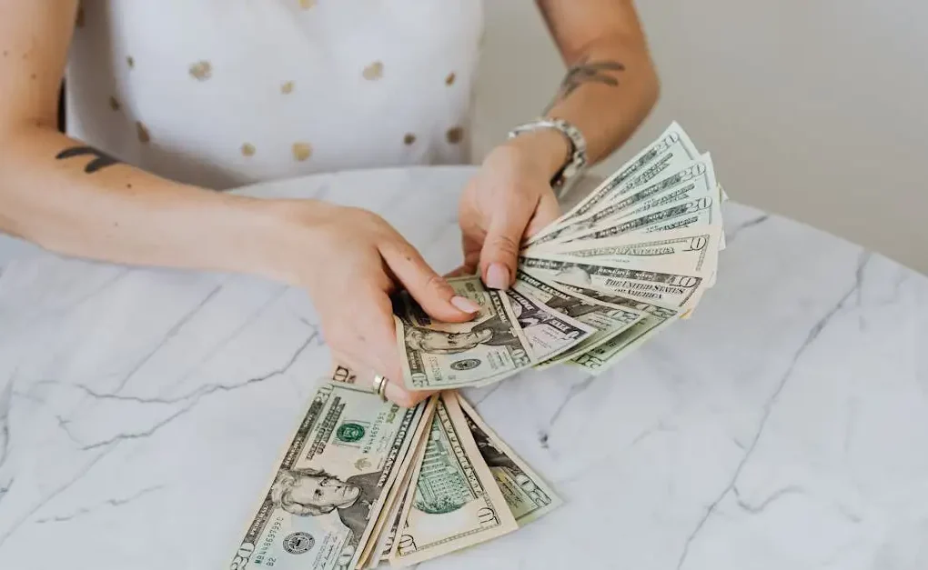 Wat verdient een makelaar?