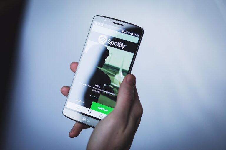 Wat verdient Daniel Ek van Spotify?