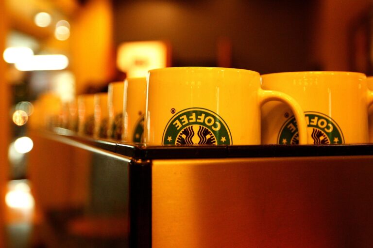 Wat verdient Brian Niccol van Starbucks?