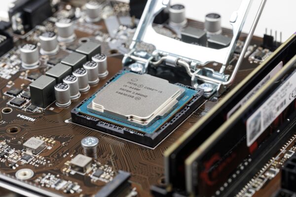 Wat verdient Pat Gelsinger van Intel?