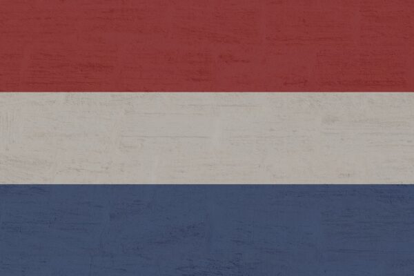 Hoe Nederland en andere landen samen olievoorraden inzetten om prijsstijgingen te beperken